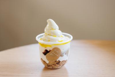 豆乳パフェごまオリーブ(佐嘉平川屋武雄温泉本店).jpg