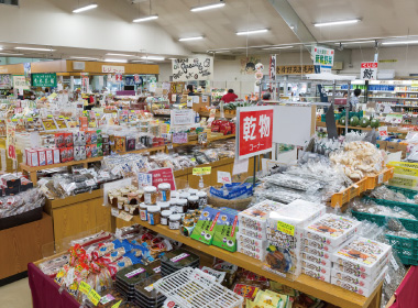 武雄温泉物産館